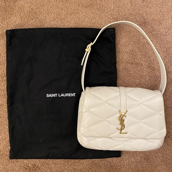 YSL Le 57 Hobo Bag in Quilted Lambskin Leather - Picture 3 of 17